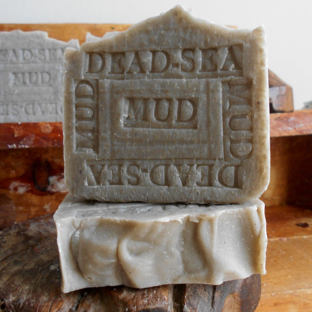 http://www.naturalhandcraftedsoap.com/cdn/shop/products/dead-sea-mud-Israel.jpg?v=1665615648